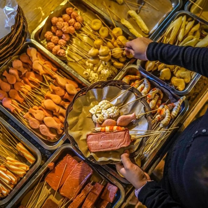 Street food viral Indonesia Tren, Dampak, dan Masa Depan